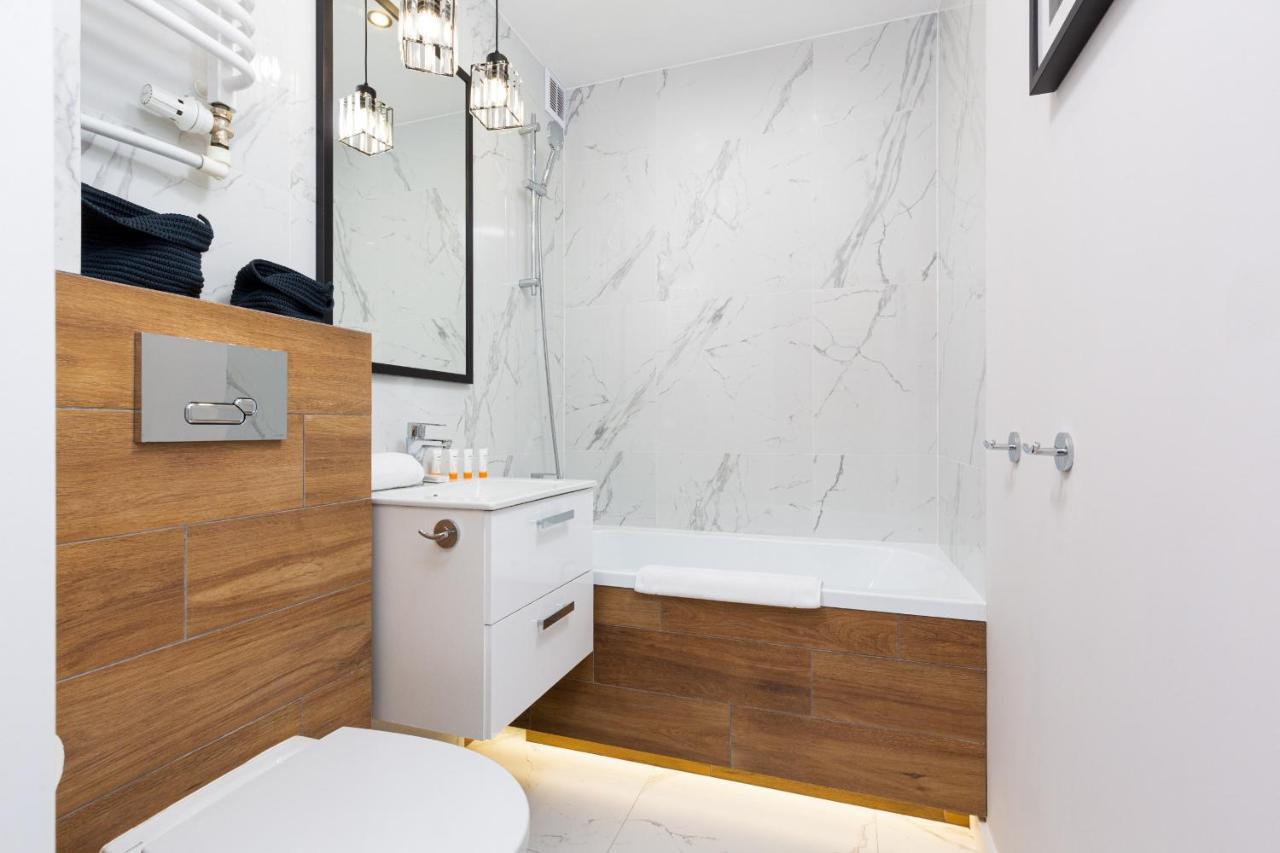 Beautiful Two-Bedroom Apartment Warsaw Bielany By Noclegi Renters Exterior photo